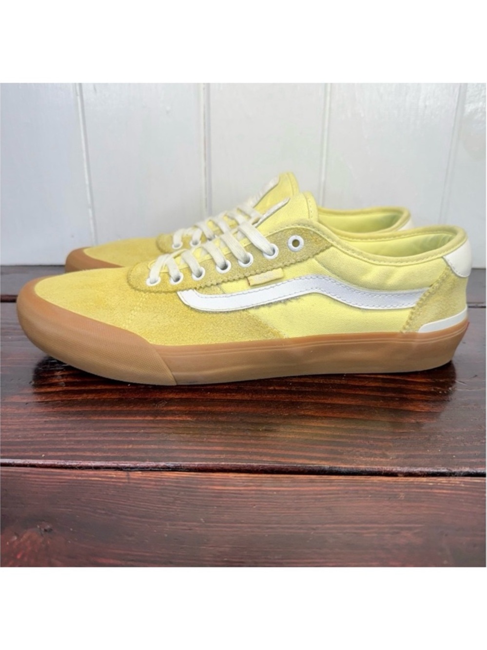 Vans Chima Ferguson Pro “Sydney” Skate Shoes – Men’s 12 – Yellow Suede Canvas